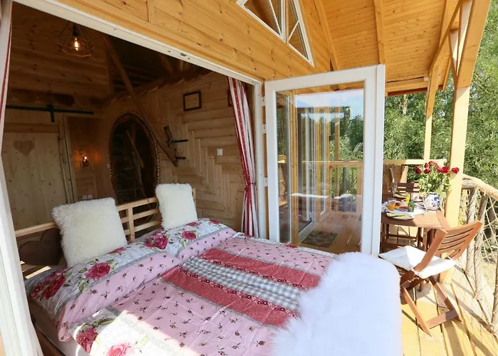 Ehm Baumhaus Nahe Therme & Апартаменты