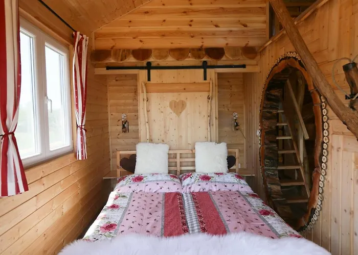 شقة Ehm Baumhaus Nahe Therme & *