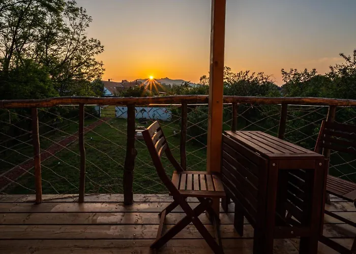 Ehm Baumhaus Nahe Therme & Appartement *